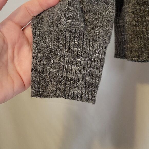 Gap. Men's sweater. Size XL. EUC - Picture 4 of 10